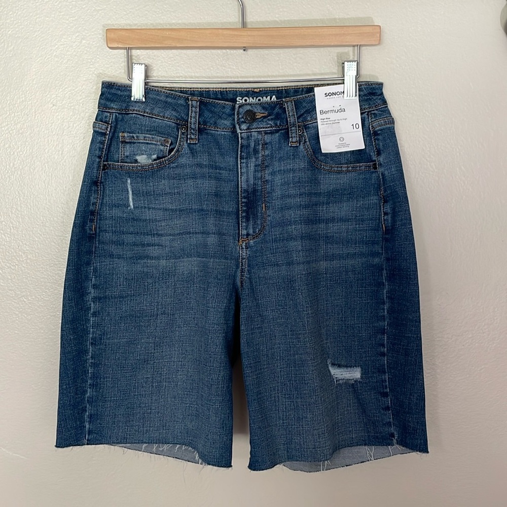 NWT Sonoma Bermuda Jean Shorts. Size 10
